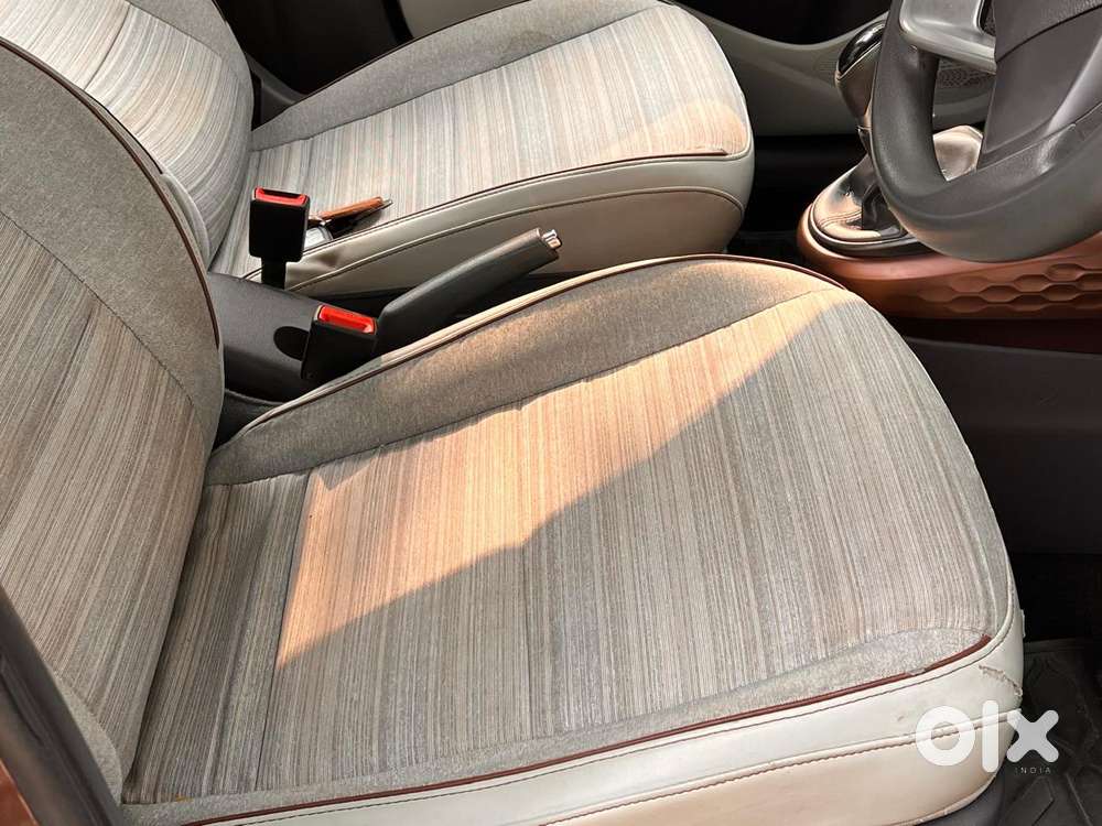 Hyundai Aura Sx Plus Automatic, 2020, Petrol