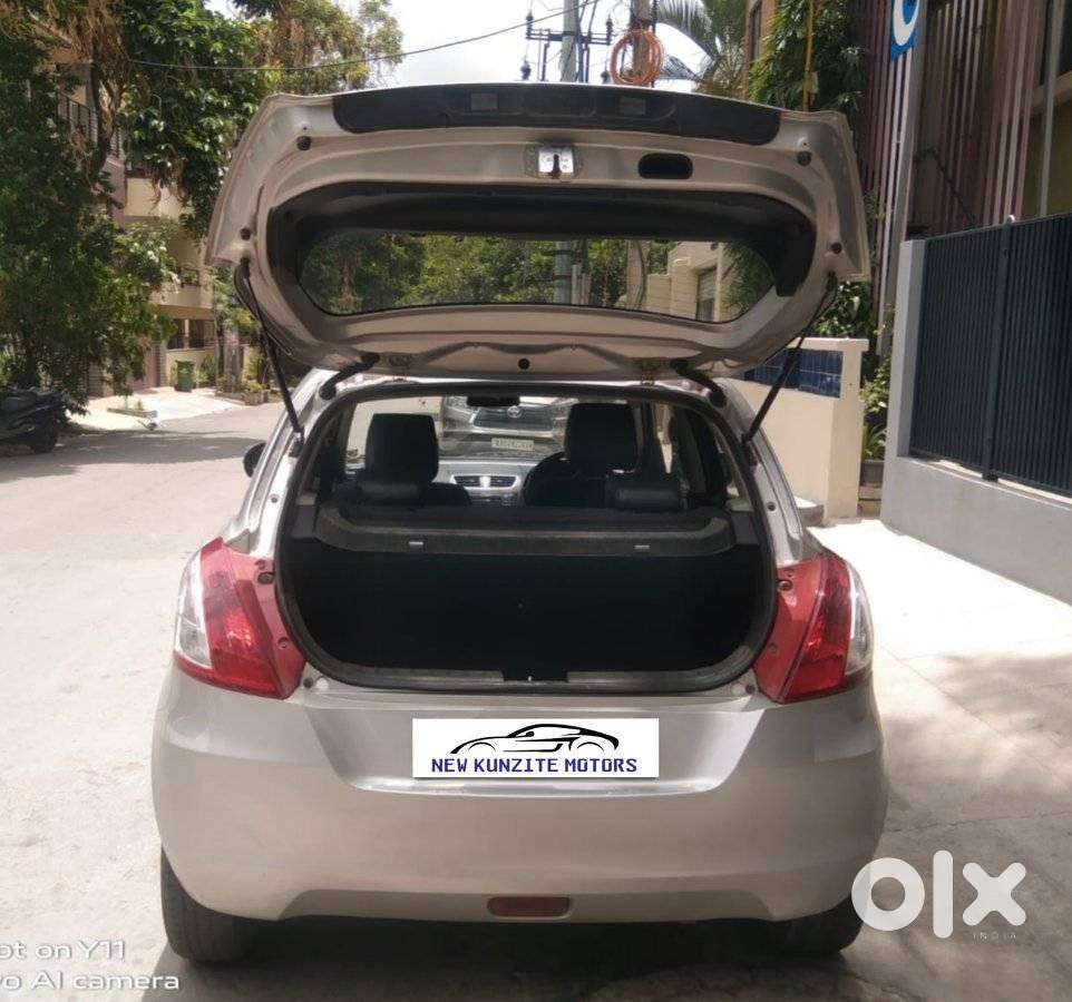Maruti Suzuki Swift Vvt Zxi, 2014, Petrol