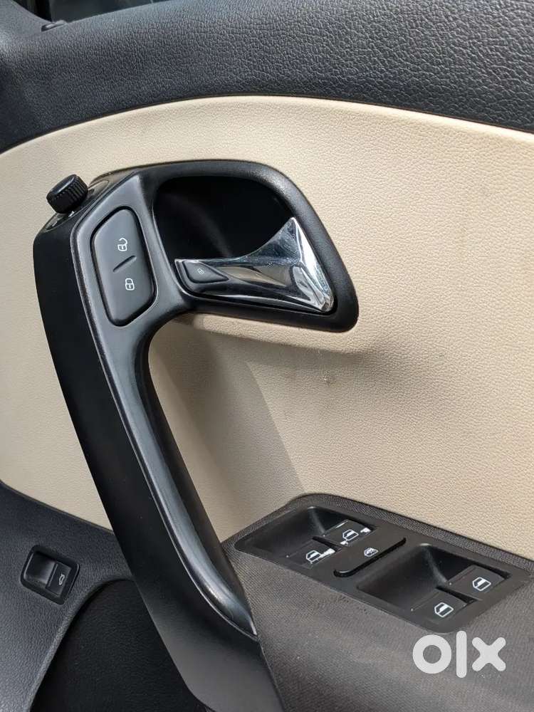 Skoda Rapid 1.6 Ambition 2017