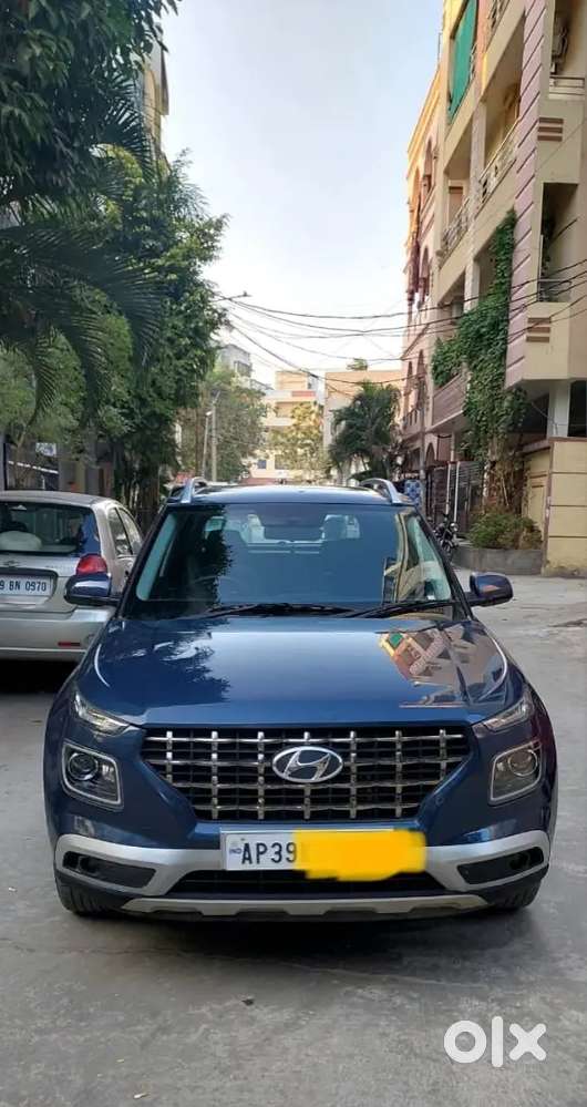 Hyundai Venue 2021 Diesel 82000 Km Driven