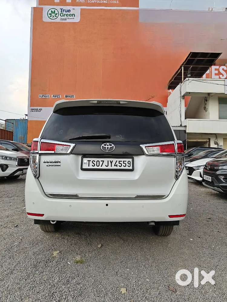 Toyota Innova Crysta 2023 Diesel Well Maintained