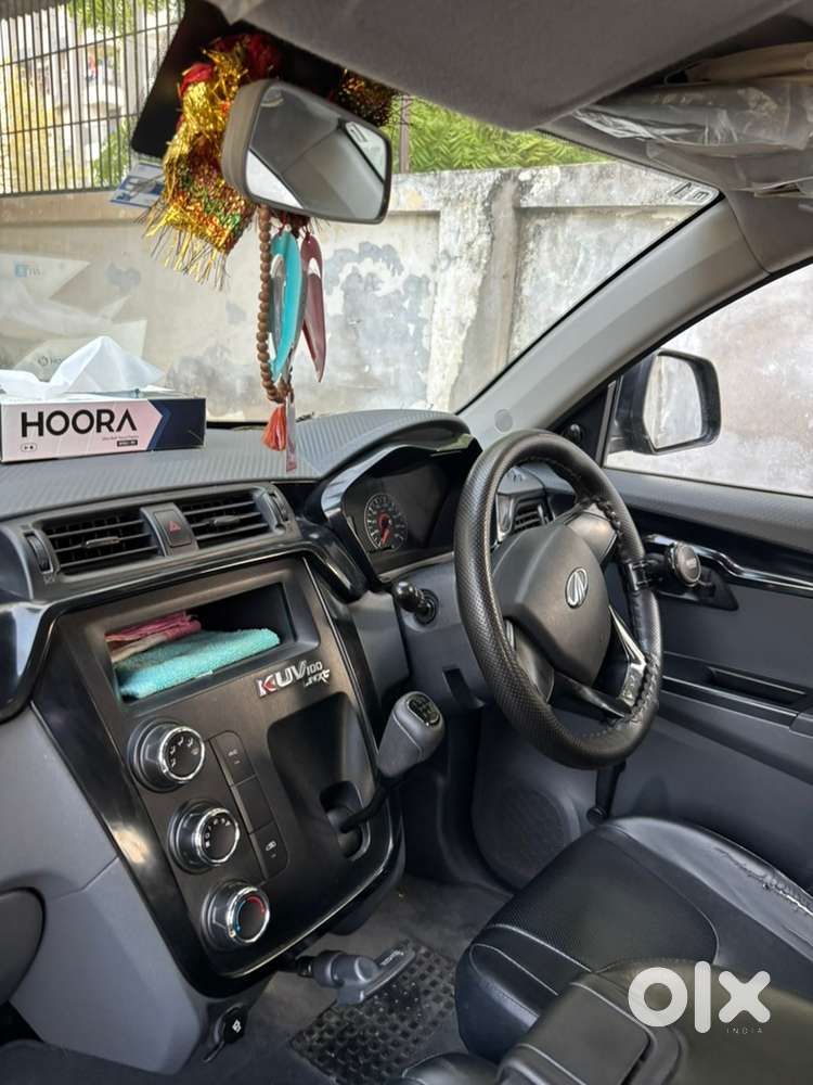 Mahindra Kuv 100 2018