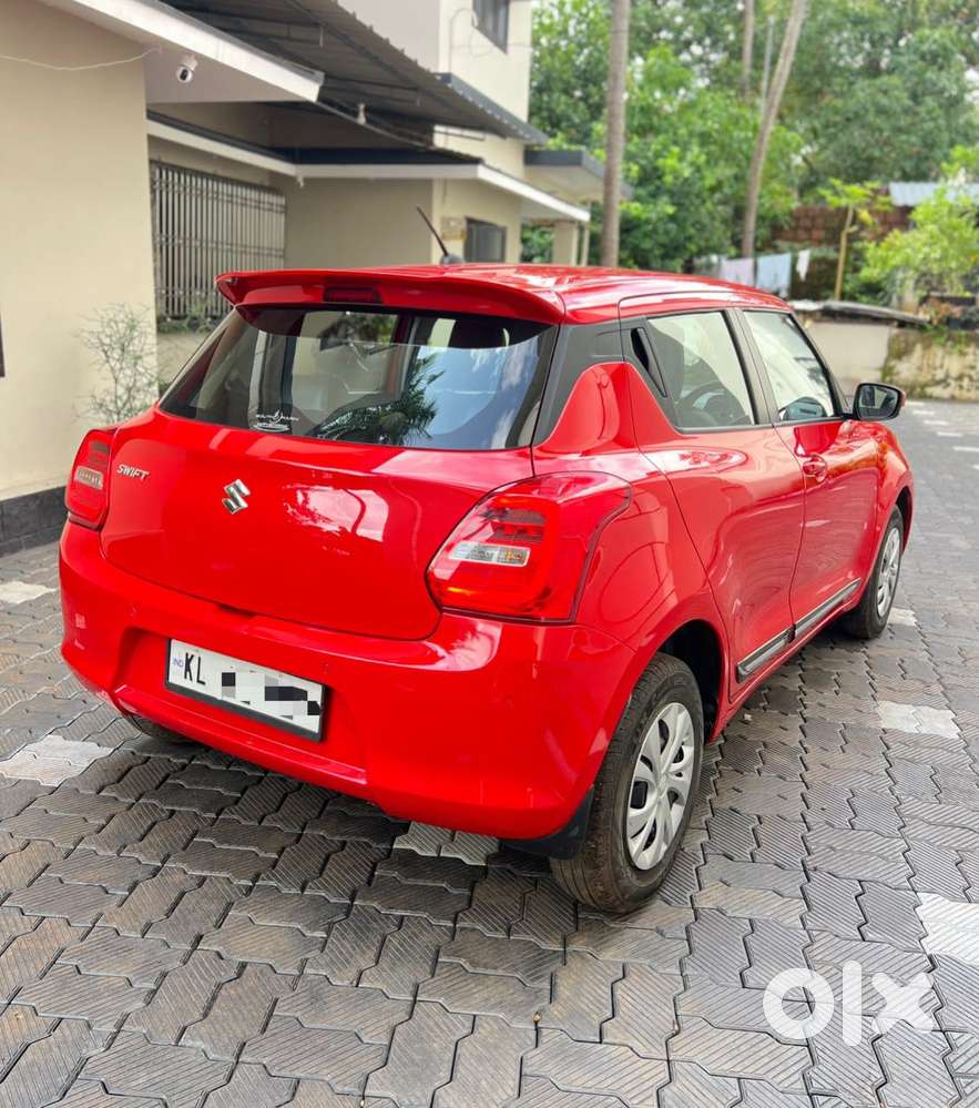 Maruti Suzuki Swift Vxi Optional, 2023, Petrol