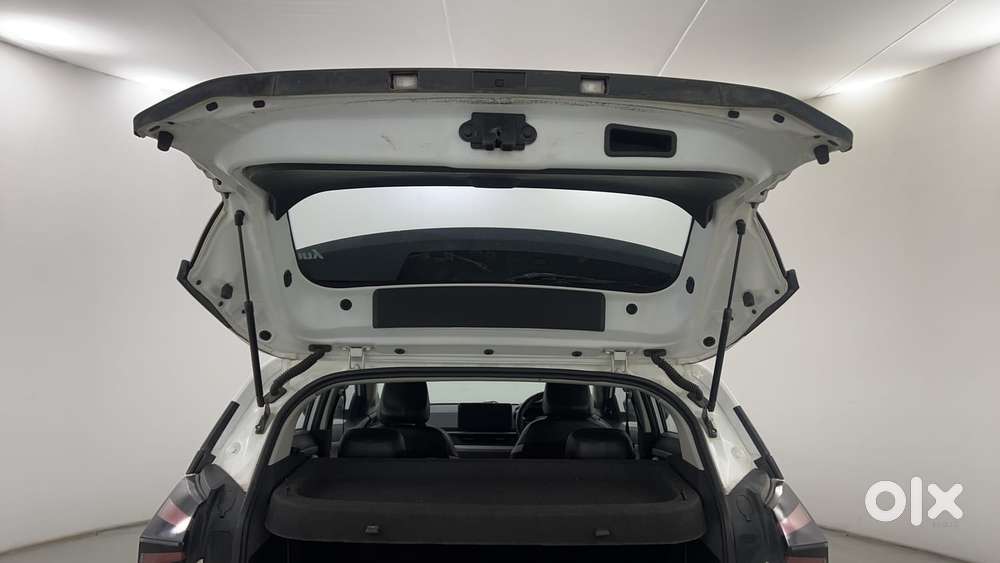 Tata Nexon Creative Plus 1.2 Revotron Petrol 7dca, 2024, Petrol