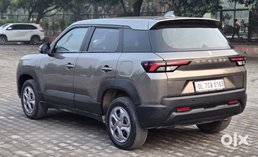 Maruti Suzuki Brezza 1.5 Vxi Cng, 2023, Cng & Hybrids