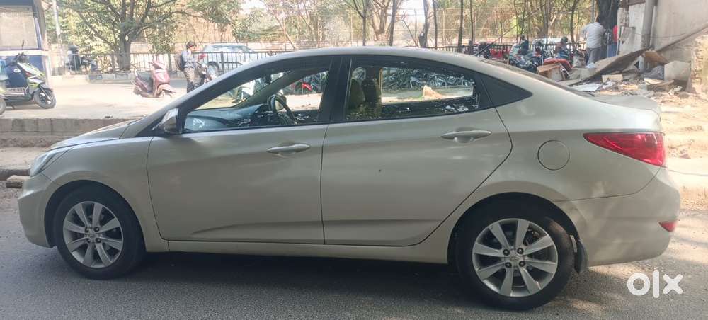 Hyundai Verna Petrol Car 2012
