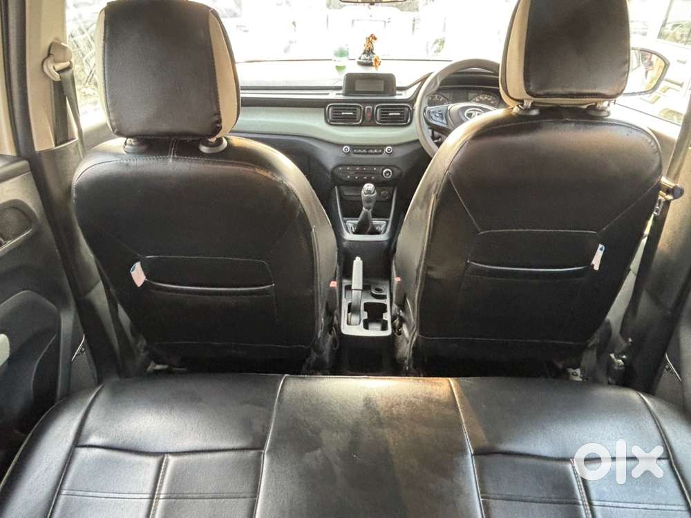 Tata Punch Petrol 2023  Showroom Condtion 40 Hjar Driven