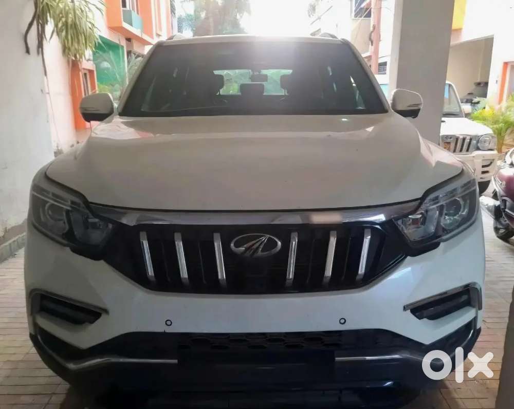 Mahindra Alturas G4 2021 Diesel Well Maintained