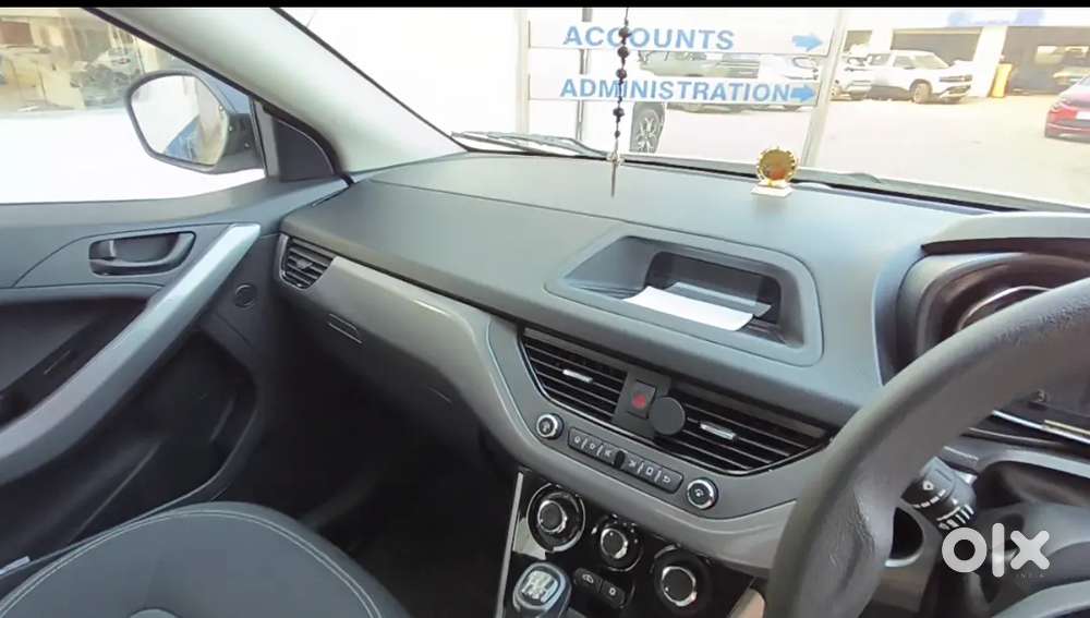 Tata Nexon 2023 Petrol With Warranty (21000 Km Driven)