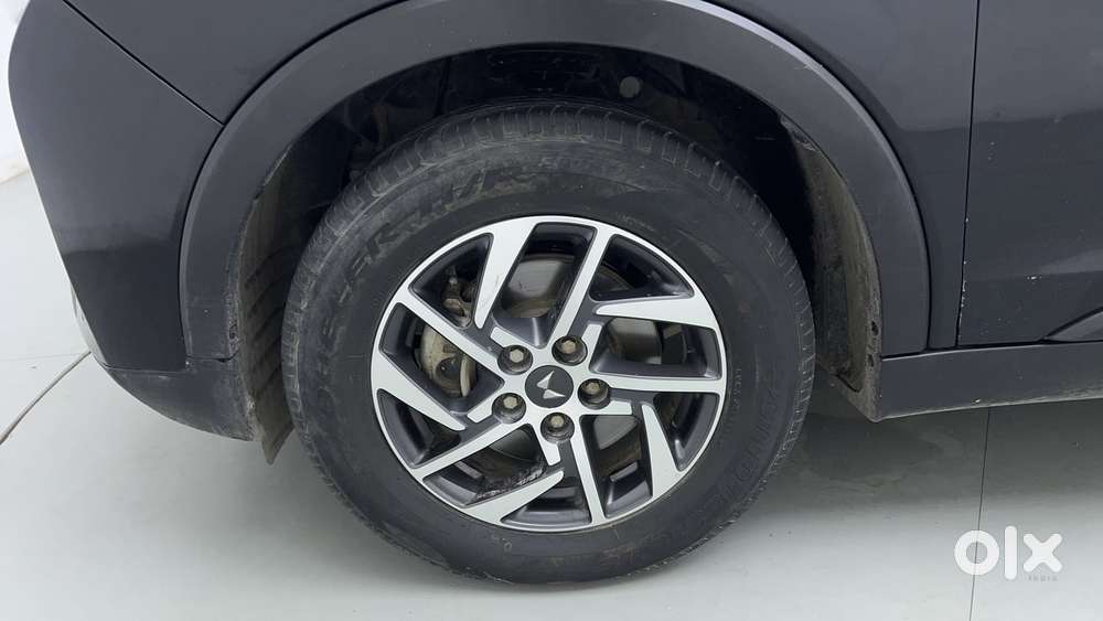 Mahindra Xuv300 W8 Option Diesel, 2023, Diesel