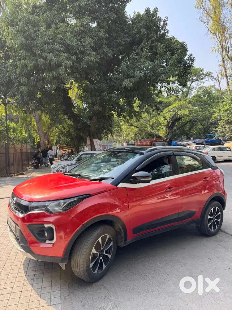Tata Nexon Xza Plus Top End Sunroof