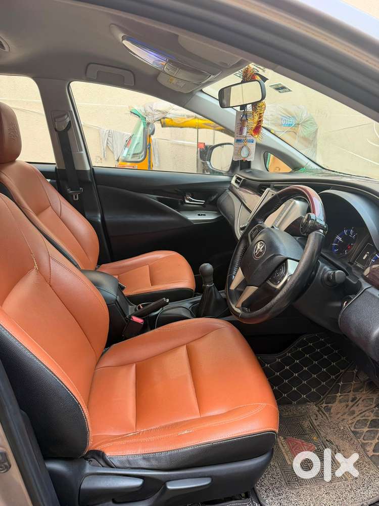 Toyota Innova Crysta 2018