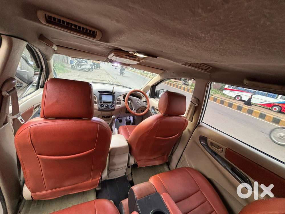 Toyota Innova 2.5 Gx 2006