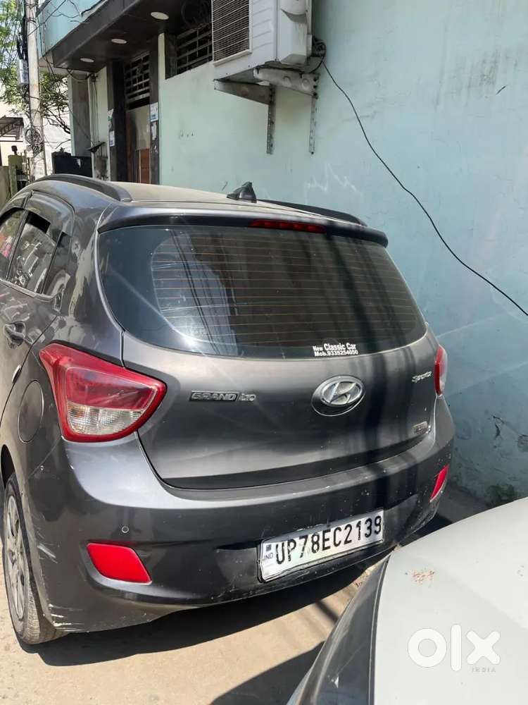 2nd Owner Hyundai Grand 2017 Petrol Manual
