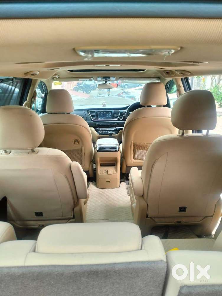 Kia Carnival Premium, 2020, Diesel