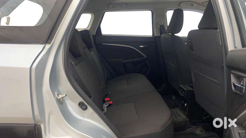 Maruti Suzuki Brezza 1.5 Zxi Smart Hybrid, 2024, Petrol