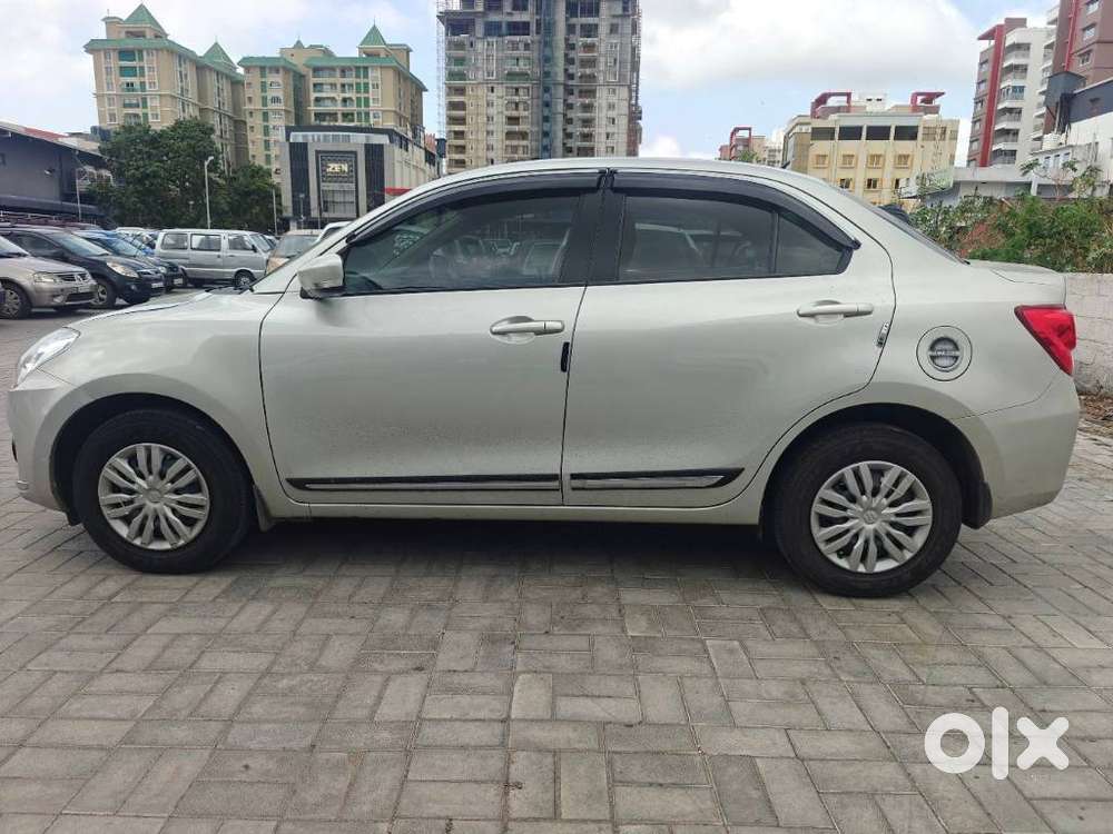 Maruti Suzuki Swift Dzire 1.2 Vxi Bsiv, 2018, Petrol