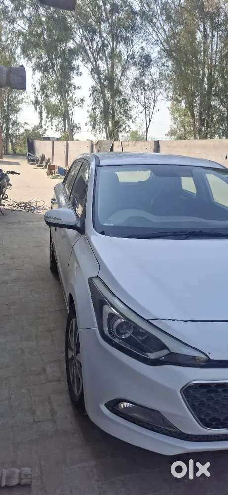 Hyundai I20 December2017 Reg. Diesal  Push Button Start