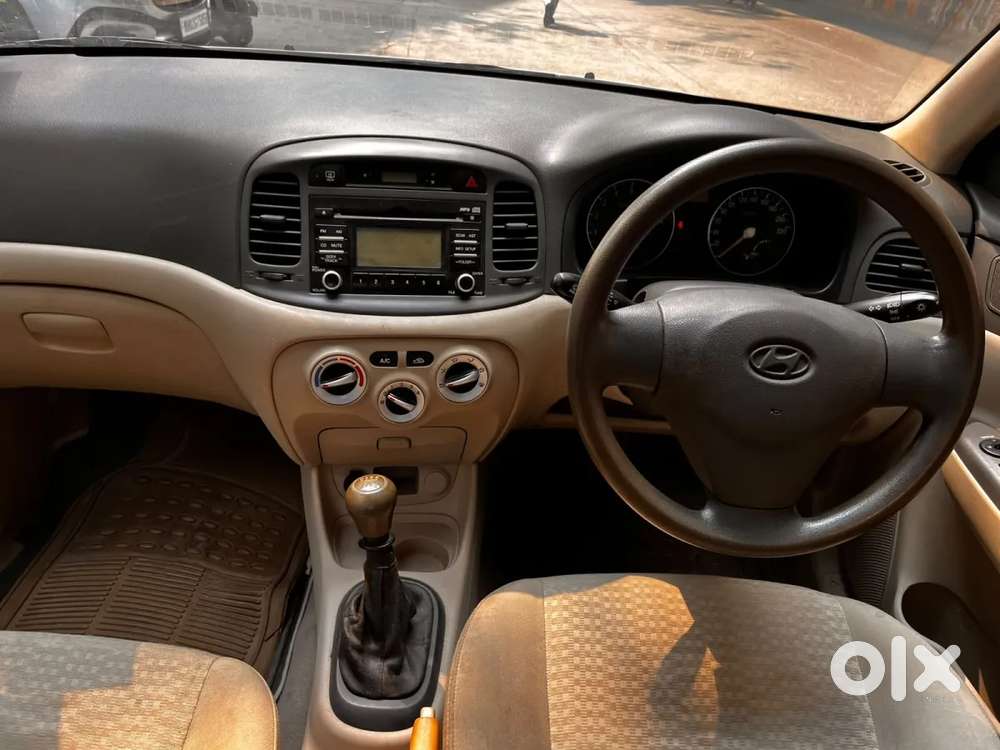 Hyundai Verna 1.6 Vtvt, 2010, Petrol