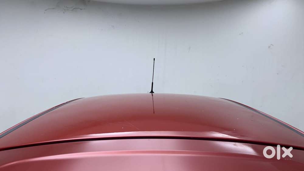 Tata Tiago Xza, 2018, Petrol