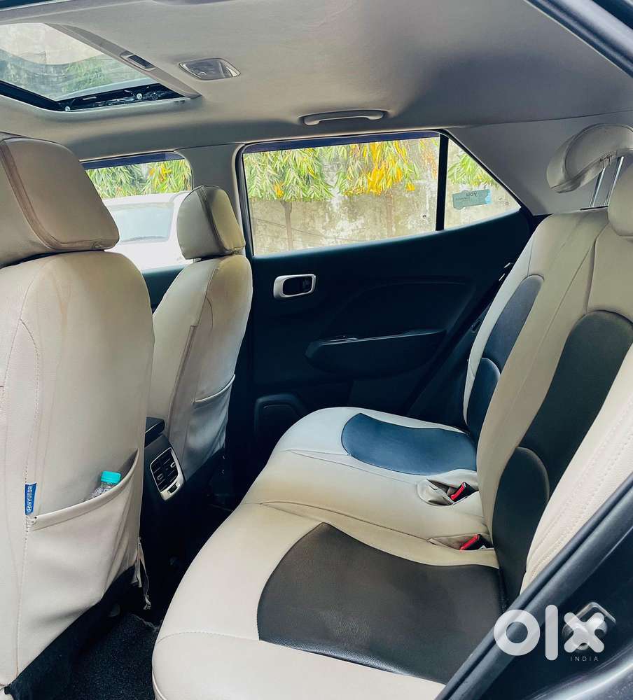 Hyundai Venue Sx (o) Mt 1.5 Diesel, 2022, Diesel