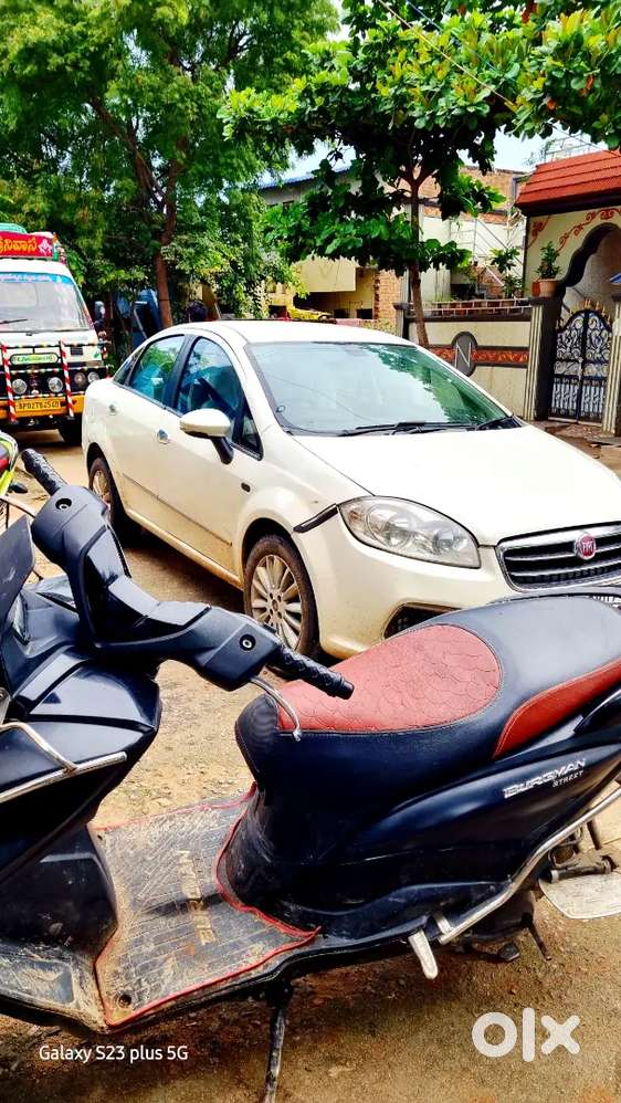 Fiat Linea 2015 Diesel 140000 Km Driven