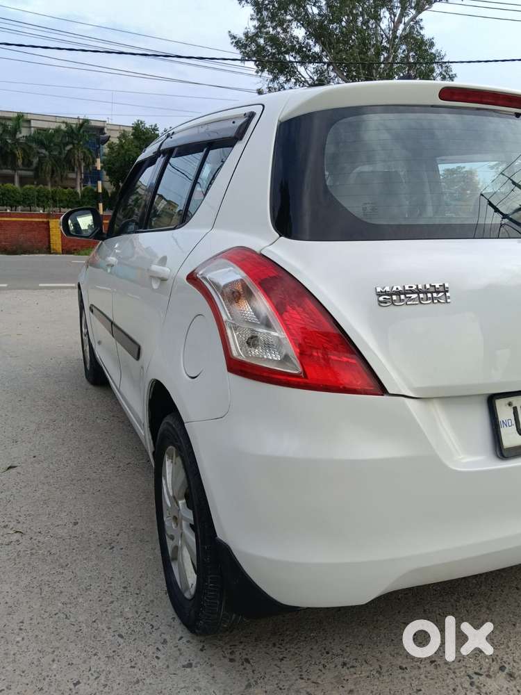 Maruti Suzuki Swift Zxi, 2013, Petrol