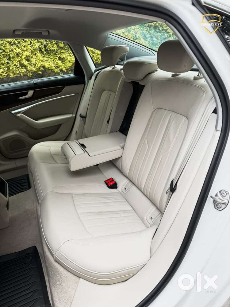Audi A6 2.0 45 Tfsi Premium Plus, 2023, Petrol