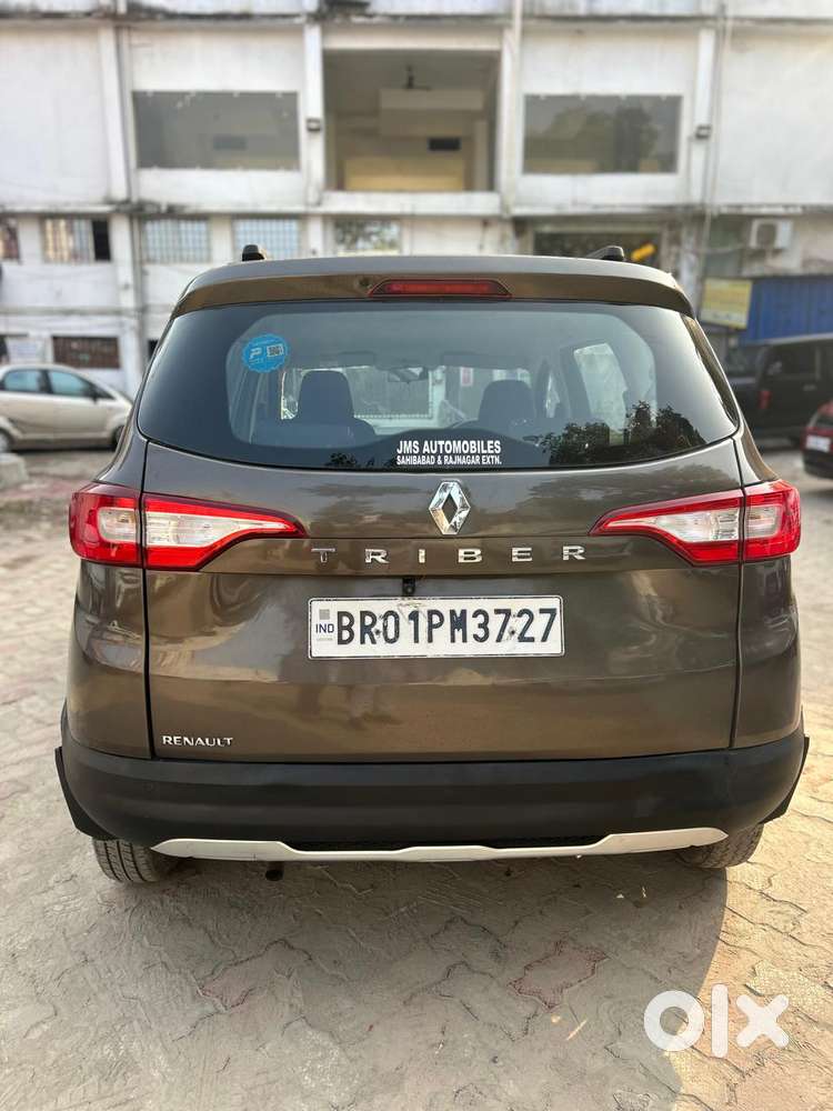 Renault Triber Rxt, 2021, Petrol
