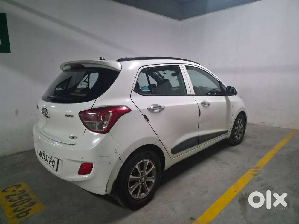 Hyundai Grand I10 2014 Petrol 61400 Km Driven