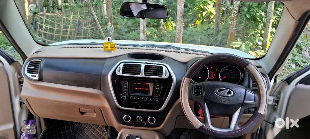Mahindra Bolero Neo Tuv300  2017