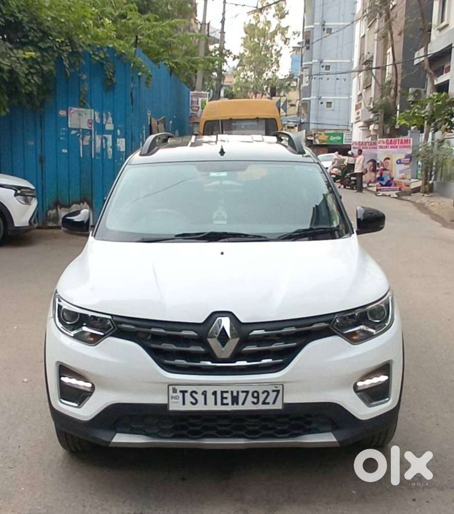 Renault Triber Rxz, 2022, Petrol