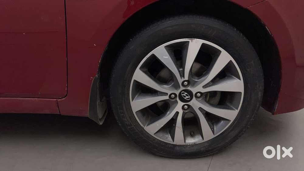 Hyundai Verna Fluidic 1.6 Vtvt Sx, 2016, Petrol