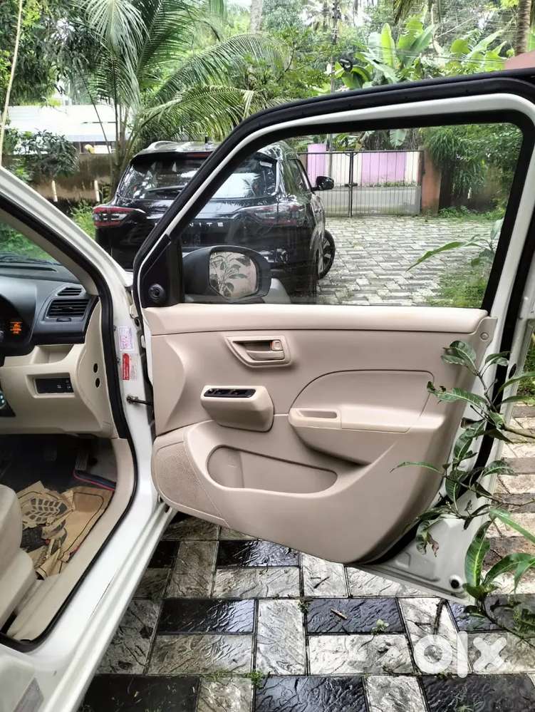 Swift Dzire Lxi Petrol 2013 Reg80,000 Kmwell Maintainedno Accidents