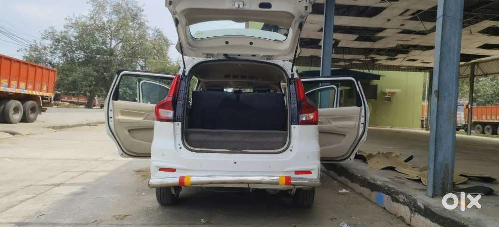 Maruti Suzuki Ertiga Vxi 2023
