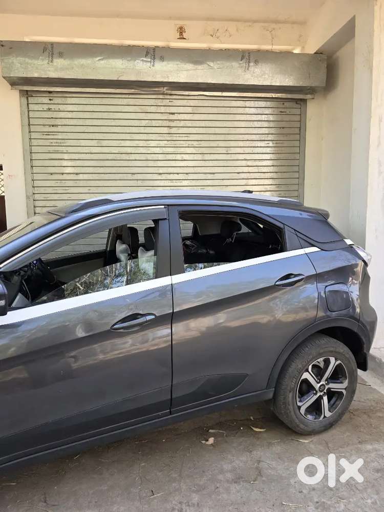 Tata Nexon 2022 Petrol 25400 Km Driven