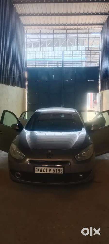 Renault Fluence 2012 Diesel 120000 Km Driven