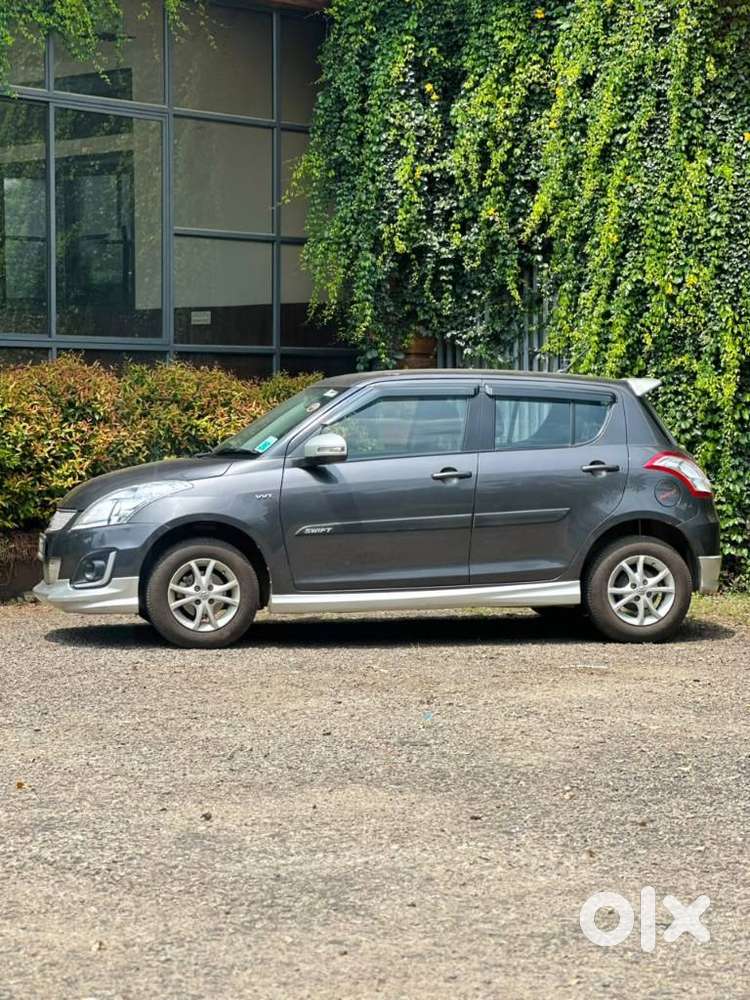Maruti Suzuki Swift Vxi Iss Petrol, 2017, Petrol