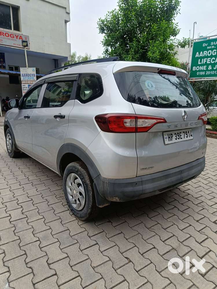 Renault Triber 1.0 Rxe, 2020, Petrol
