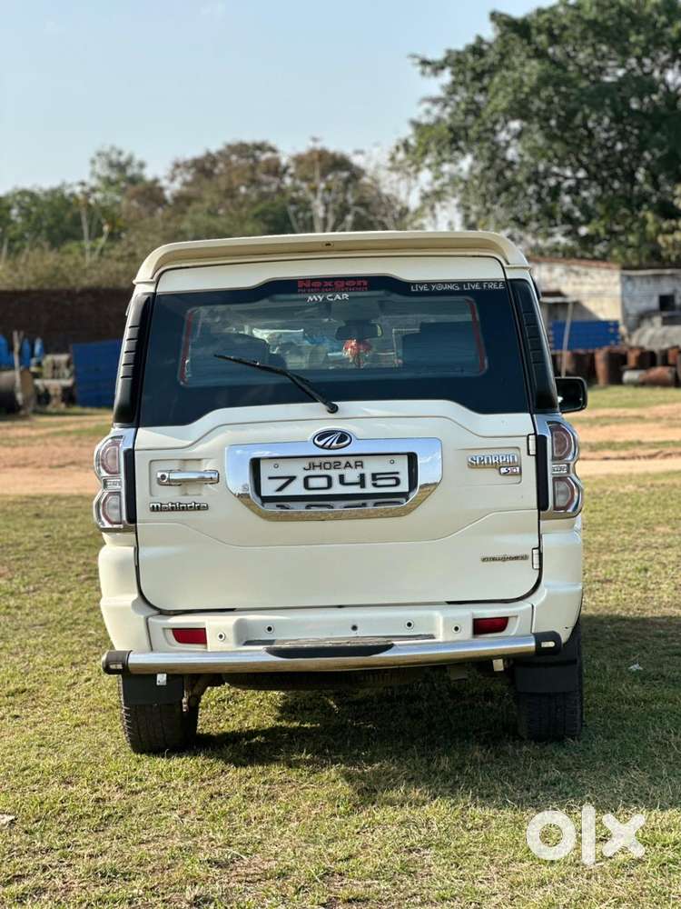 Mahindra Scorpio S10, 2017, Diesel