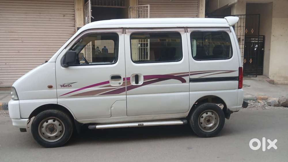 Maruti Suzuki Versa Dx Bsiii, 2009, Petrol