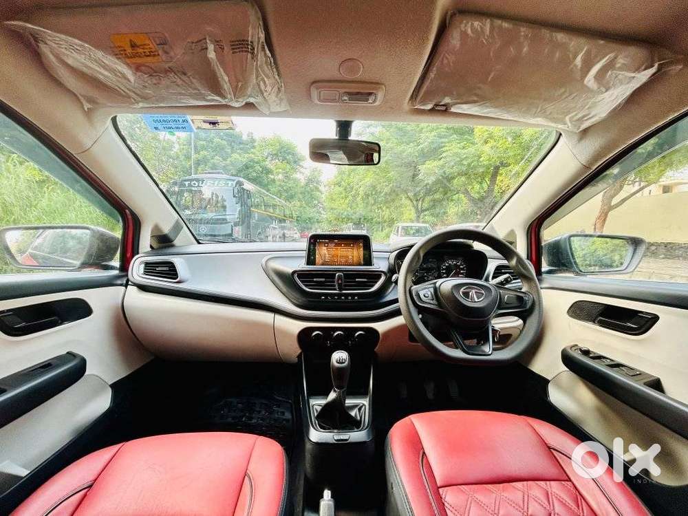 Tata Altroz 1.2 Xm Plus, 2021, Petrol