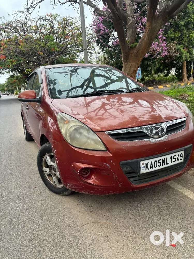 Hyundai I20 Sportz Petrol Manual 2012