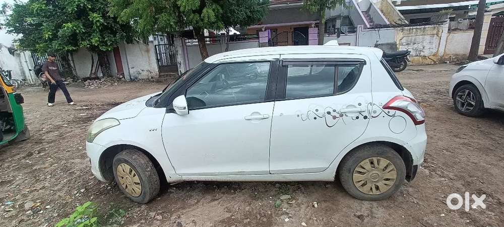 2nd Owner Maruti Swift 2013