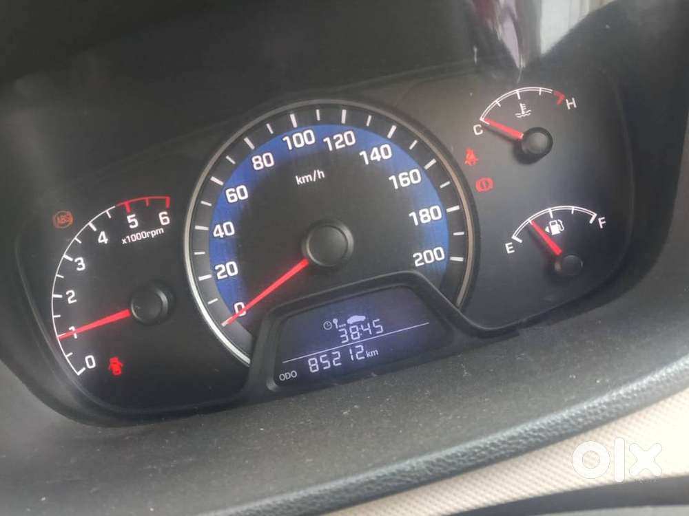 Hyundai Xcent 2015 Diesel Well Maintained