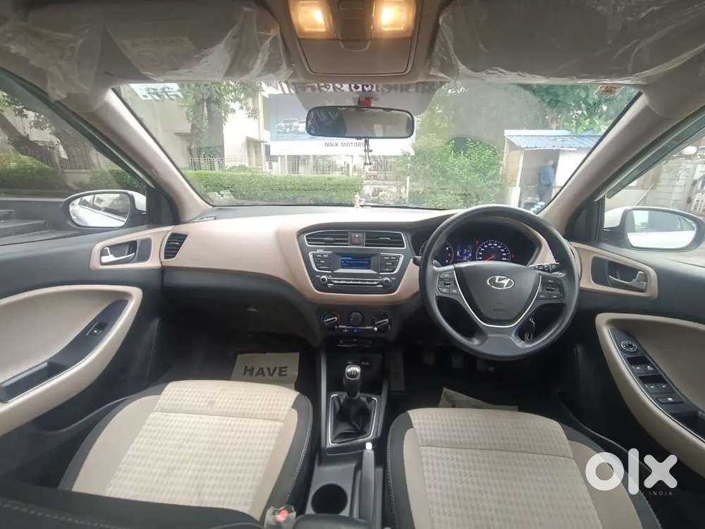 Hyundai I20 2020 Petrol 30000 Km Driven