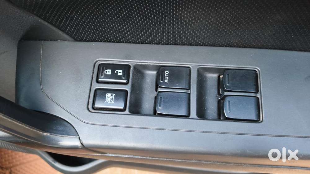 Maruti Suzuki Vitara Brezza Zdi Plus, 2017, Diesel