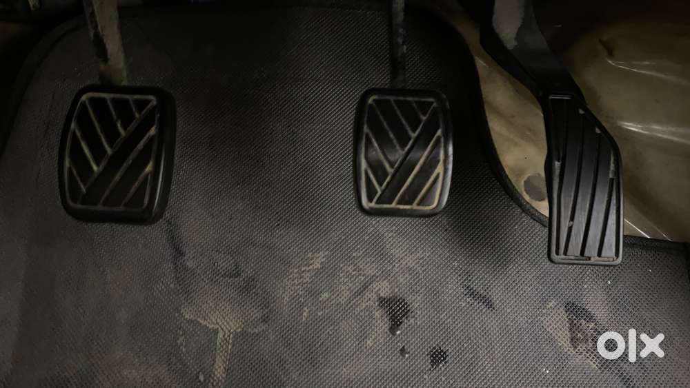 Maruti Suzuki Swift Dzire Zxi, 2013, Petrol