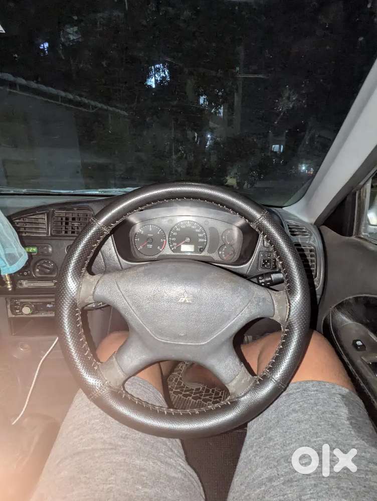 Mitsubishi Lancer 2.0 Gld 2002