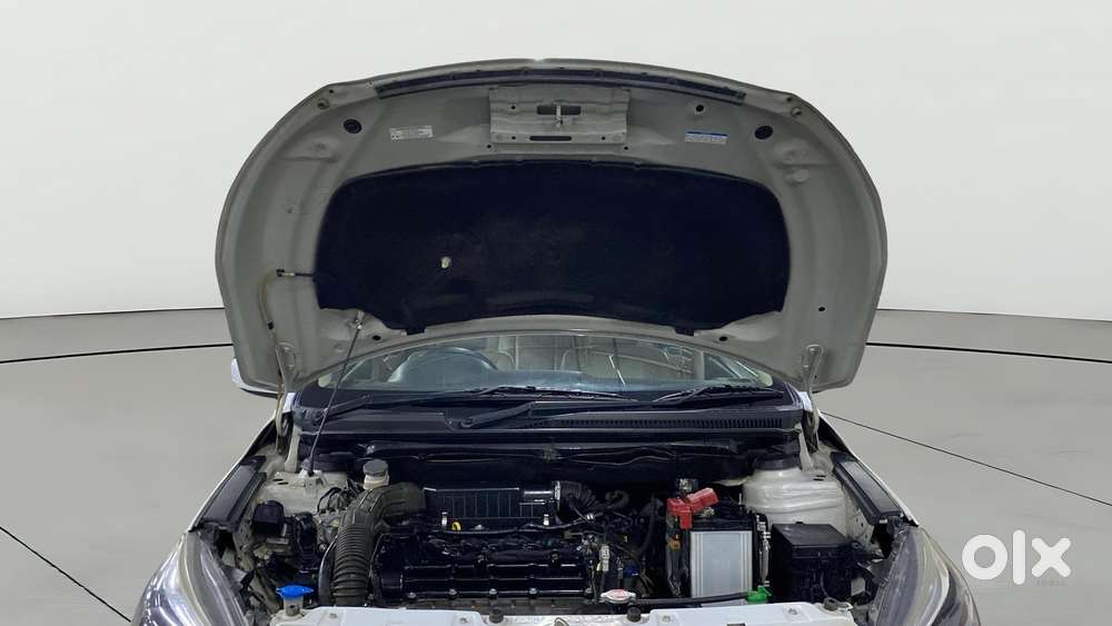Maruti Suzuki Ciaz 1.5 Alpha Shvs Petrol, 2021, Petrol